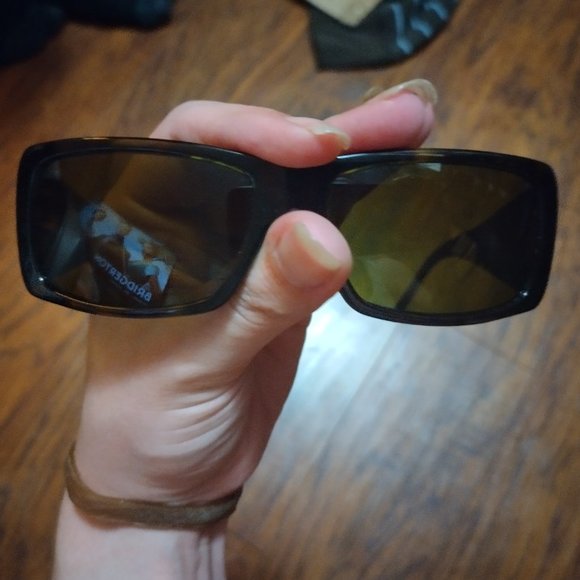 Prada sunglasses - Picture 4 of 4